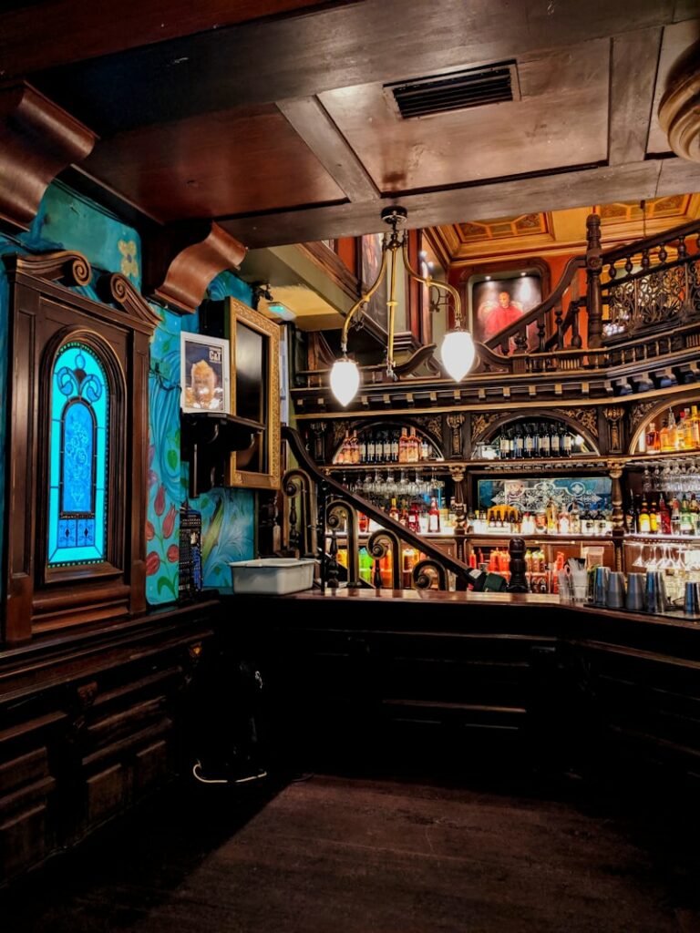 Bar pour un date à Paris — les meilleures adresses pour un premier rendez-vous réussi