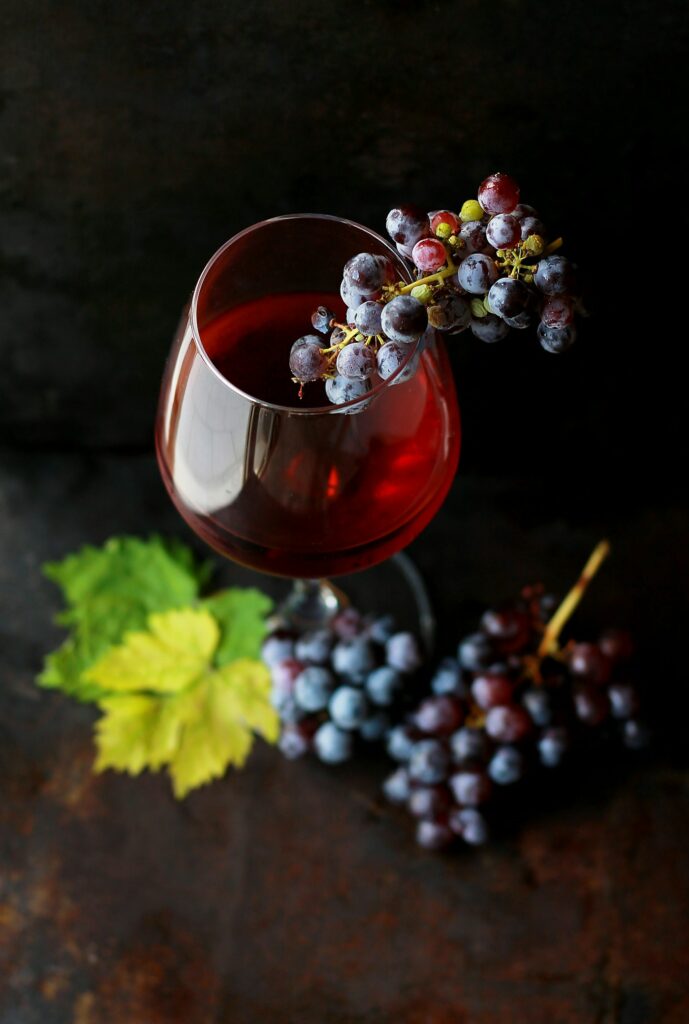 Bar à vin ou cave à manger ? Les nouvelles adresses bordelaises qui brouillent les frontières
